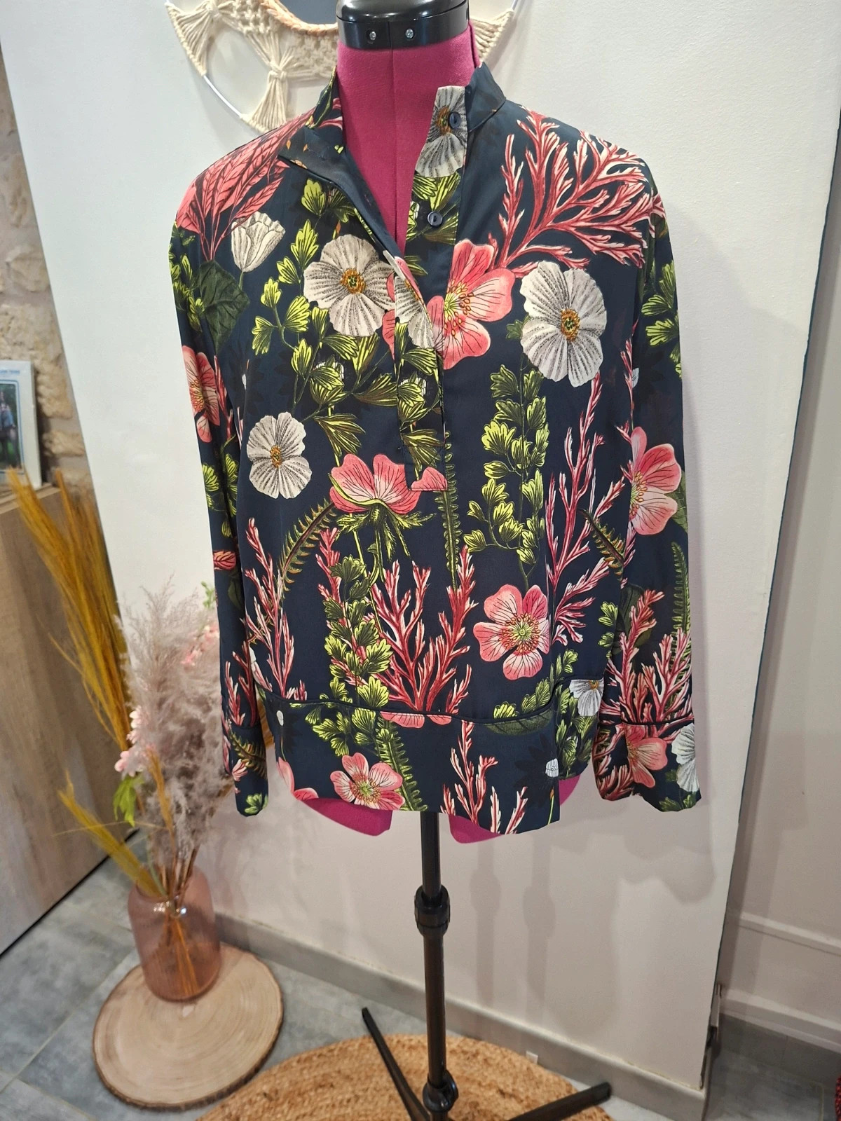 Haut fluide H&M motif fleurs / Corail bleu marine 36 – H&M – taille S / 36 / 8