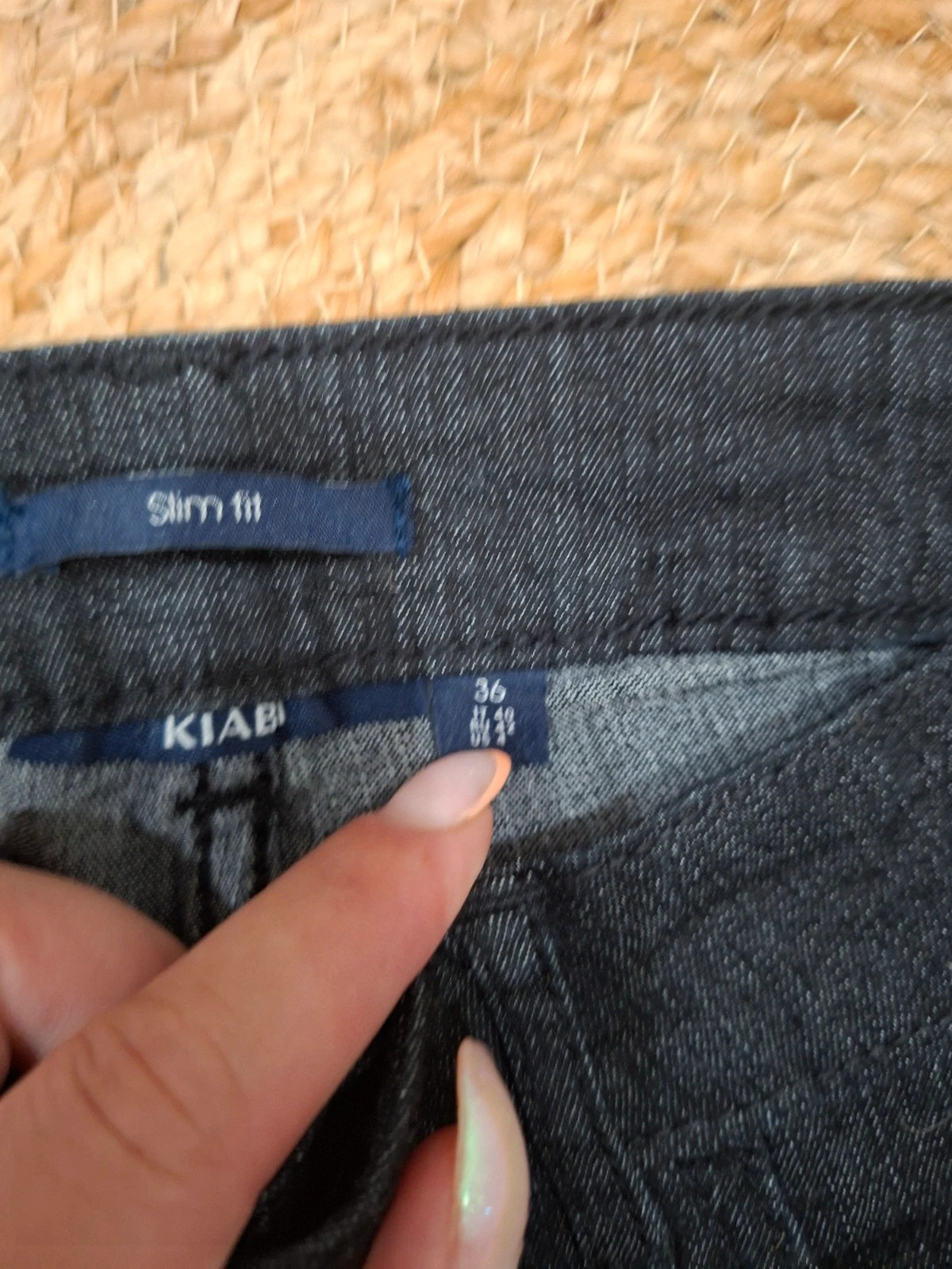 Jean slim brut gris foncé / noir Kiabi – Taille 36 / S – Kiabi – taille S / 36 / 8 4
