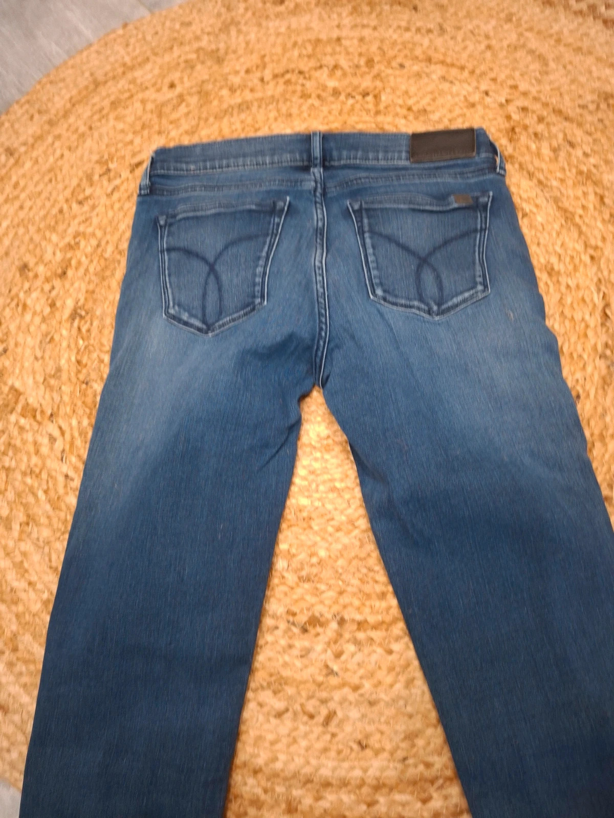 Jean skinny Calvin Klein Jeans bleu délavé W28 L32 T38 – Guess Jeans – taille M / 38 / 10 5