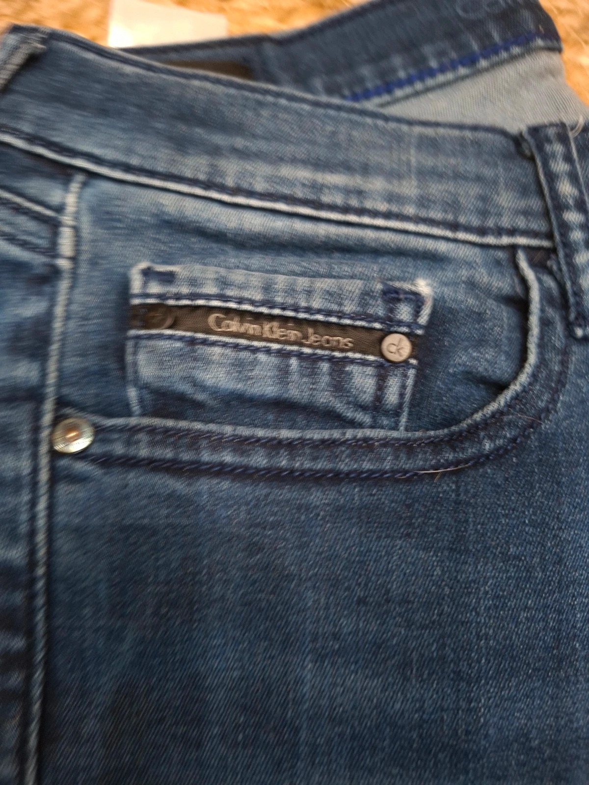 Jean skinny Calvin Klein Jeans bleu délavé W28 L32 T38 – Guess Jeans – taille M / 38 / 10 2