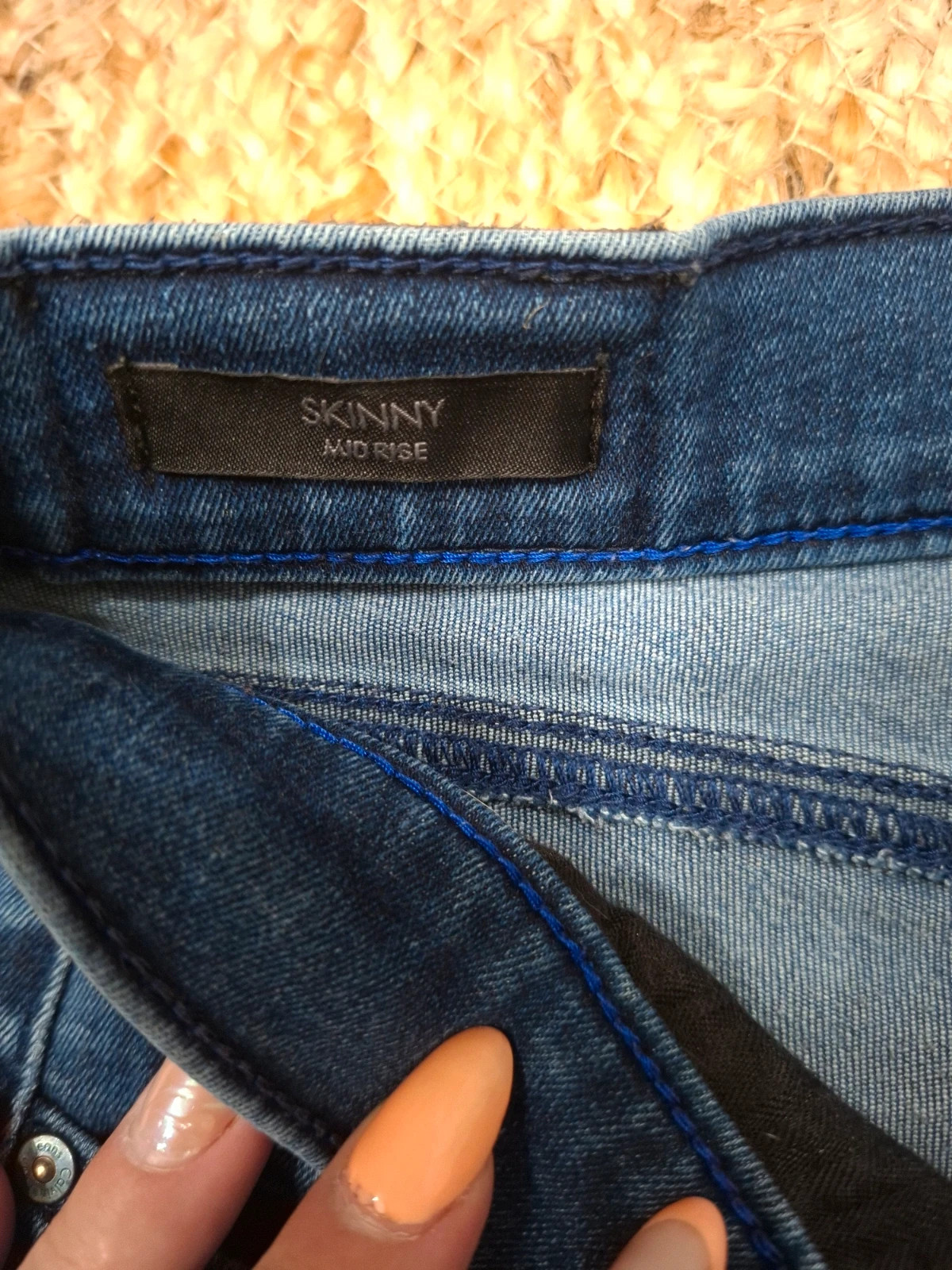 Jean skinny Calvin Klein Jeans bleu délavé W28 L32 T38 – Guess Jeans – taille M / 38 / 10 4