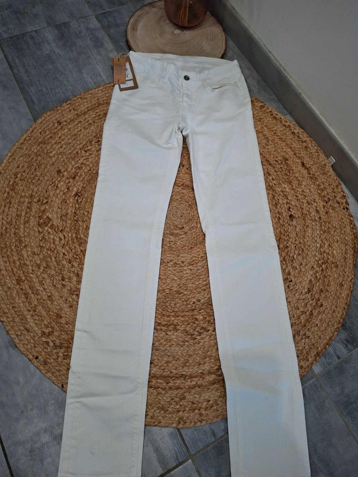 Jean Teddy Smith Pepper Leg blanc écru W27 T36 S neuf étiquette – Teddy Smith – taille S / 36 / 8 2