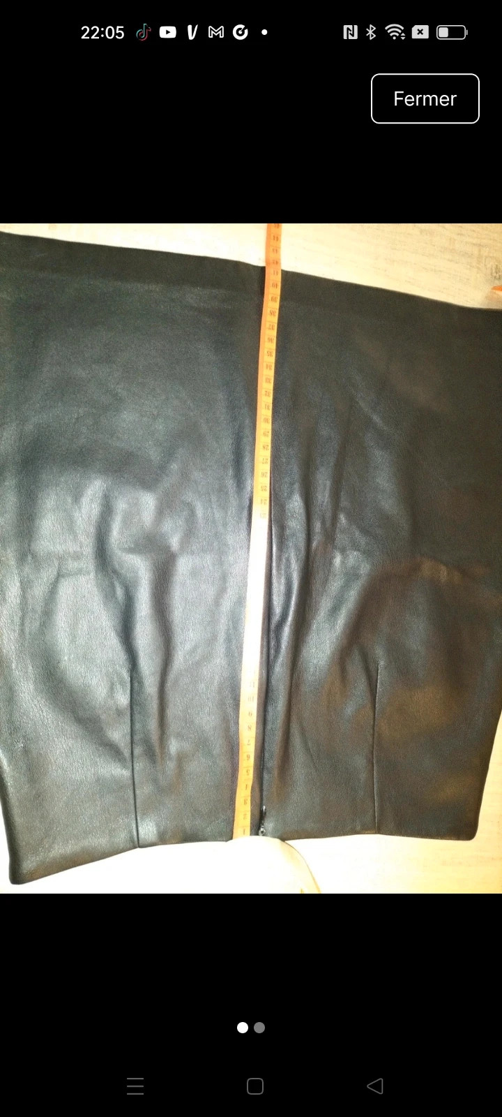 Jupe courte Amisu en similicuir noir – coupe trapèze – fente – S/36 – Amisu – taille S / 36 / 8 5