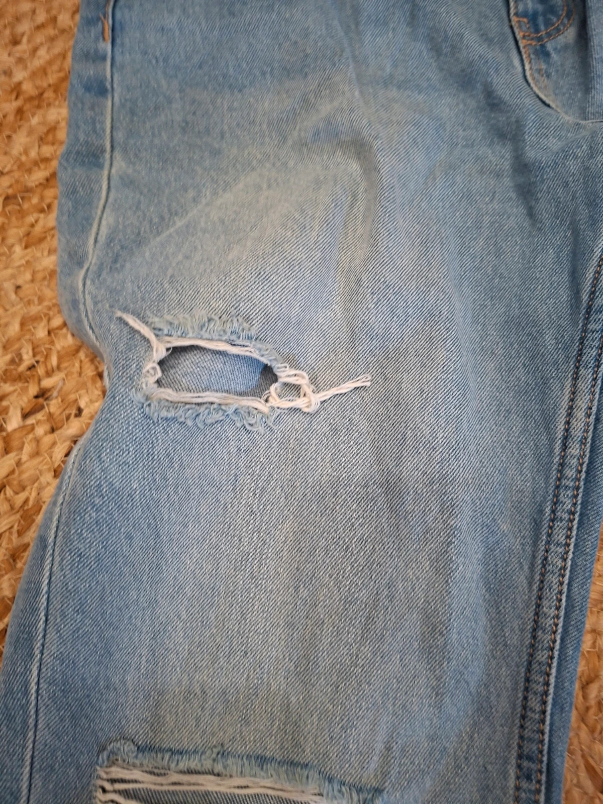 Jean Flare étiolé / troué bleu clair Jennyfer - Taille 36 (US 26) – Jennyfer – taille S / 36 / 8 3