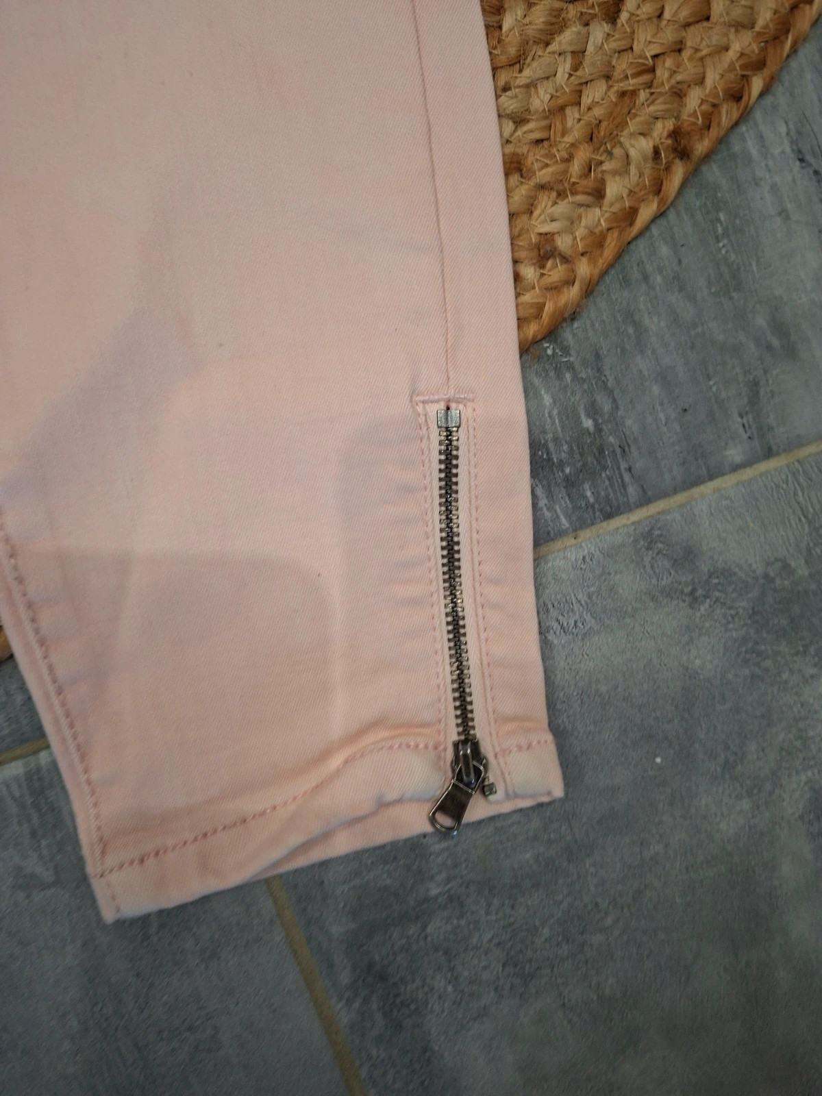 Pantalon slim rose poudré avec fermetures éclair bas de jambe Pimkie - T.40 / L – Pimkie – taille L / 40 / 12 3