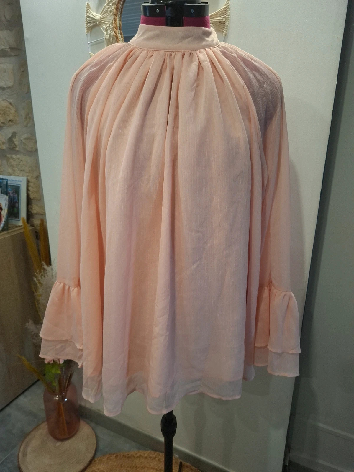 Blouse fluide rose poudré col montant SHEIN taille L 40 chic romantique – Shein – taille L / 40 / 12