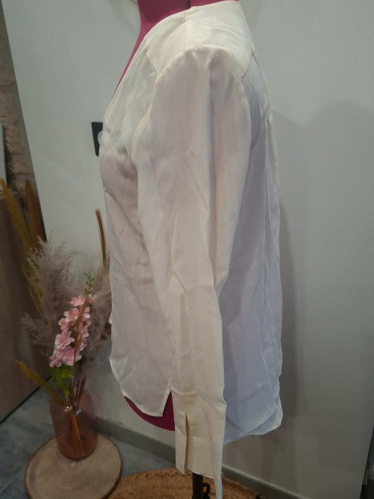 Blouse Stefanel écru fluide 34% soie col V neuf avec étiquette S/36 – Stefanel – taille S / 36 / 8 4