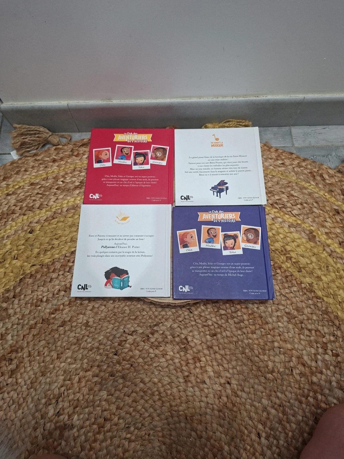 Lot de 4 livres jeunesse Hachette – Histoires éducatives – Très bon état 2