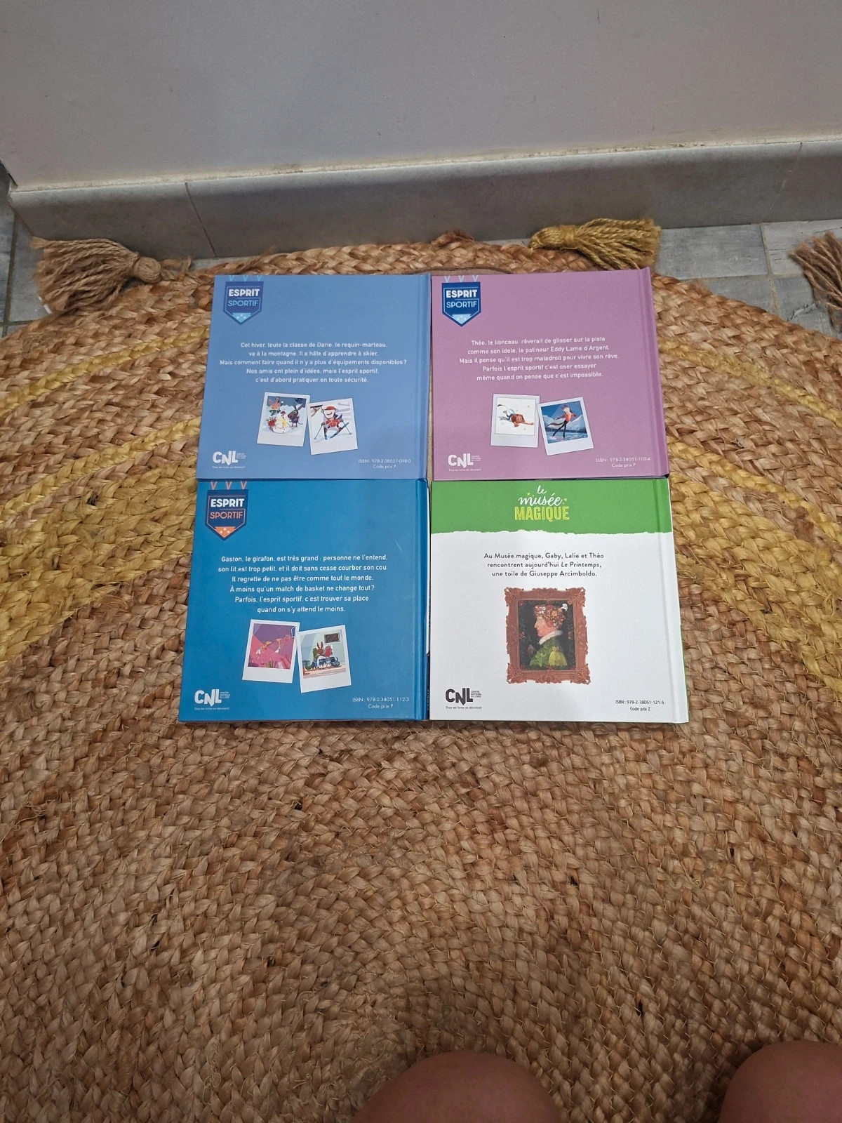 Lot de 4 livres enfants Hachette / Mc Do (Virginie Grimaldi, Martin-Lugand) 2