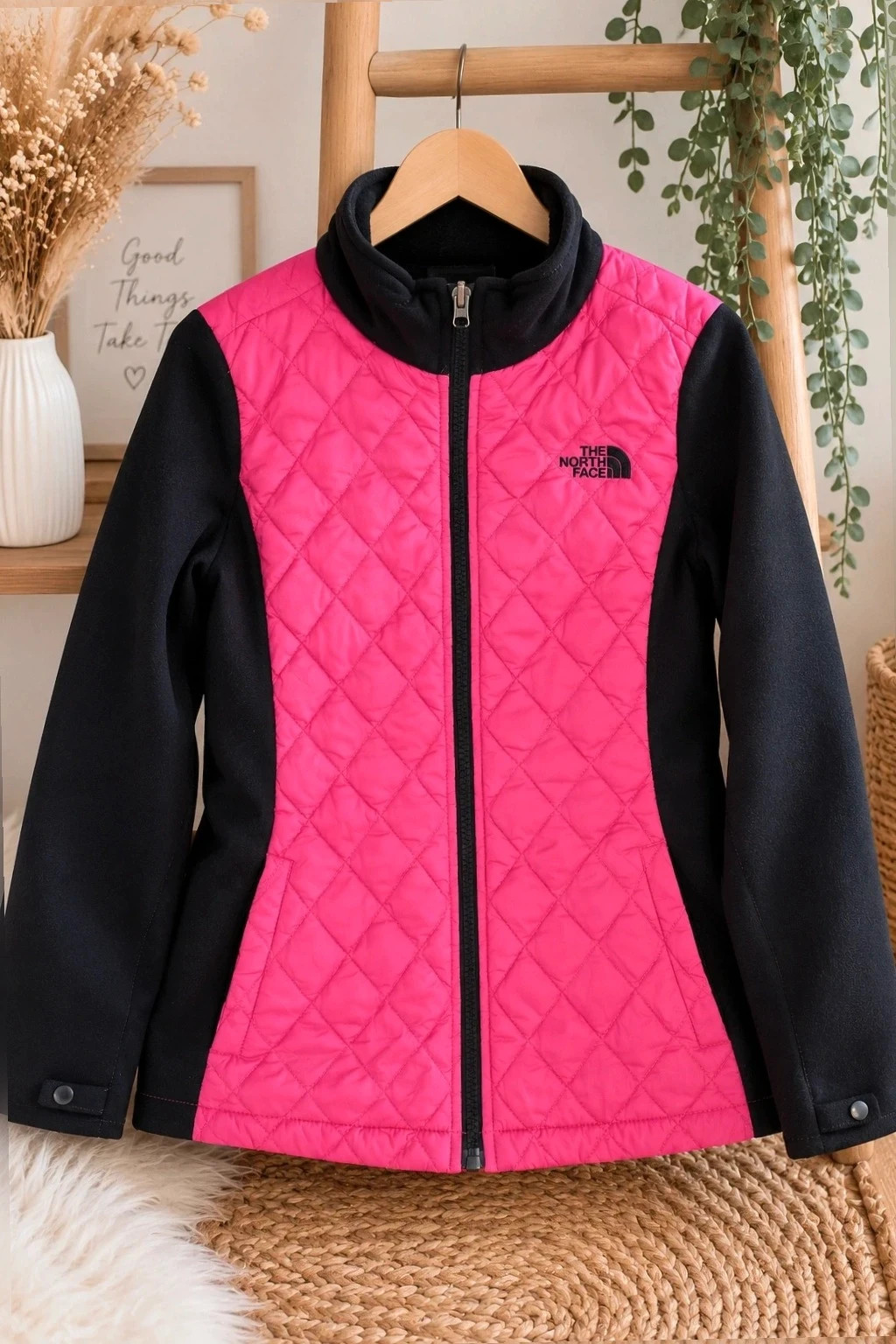 Veste The North face fille – taille M 🩷🖤