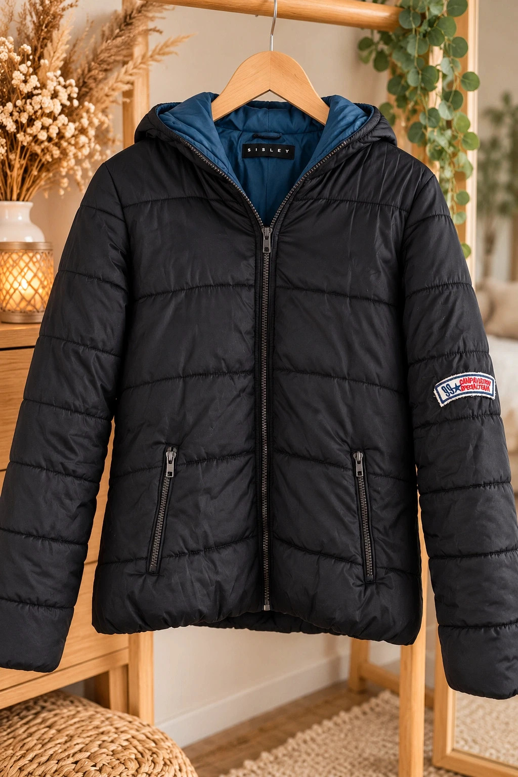 Doudoune noire Sisley – T. 42 🖤💙