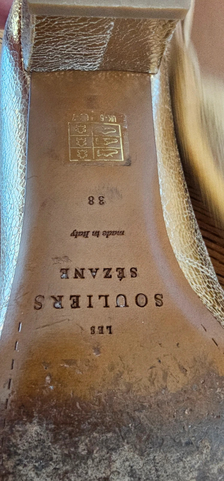 Escarpins dorés Les Souliers Sézane – Taille 38 – Sézane – taille 38 3