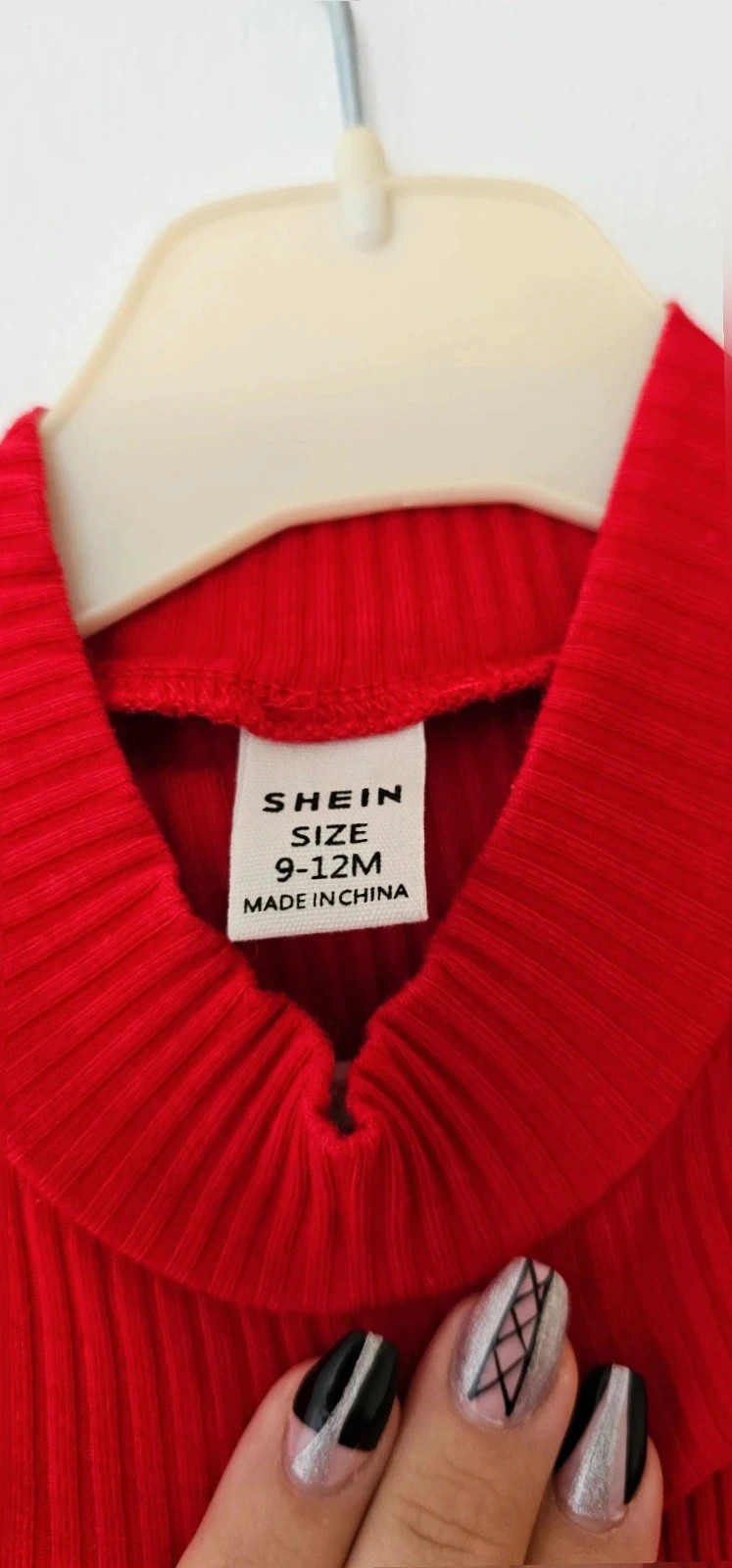 Haut rouge côtelé Bébé 9-12 mois (SHEIN) – Shein – taille 9-12 mois / 74 cm 2