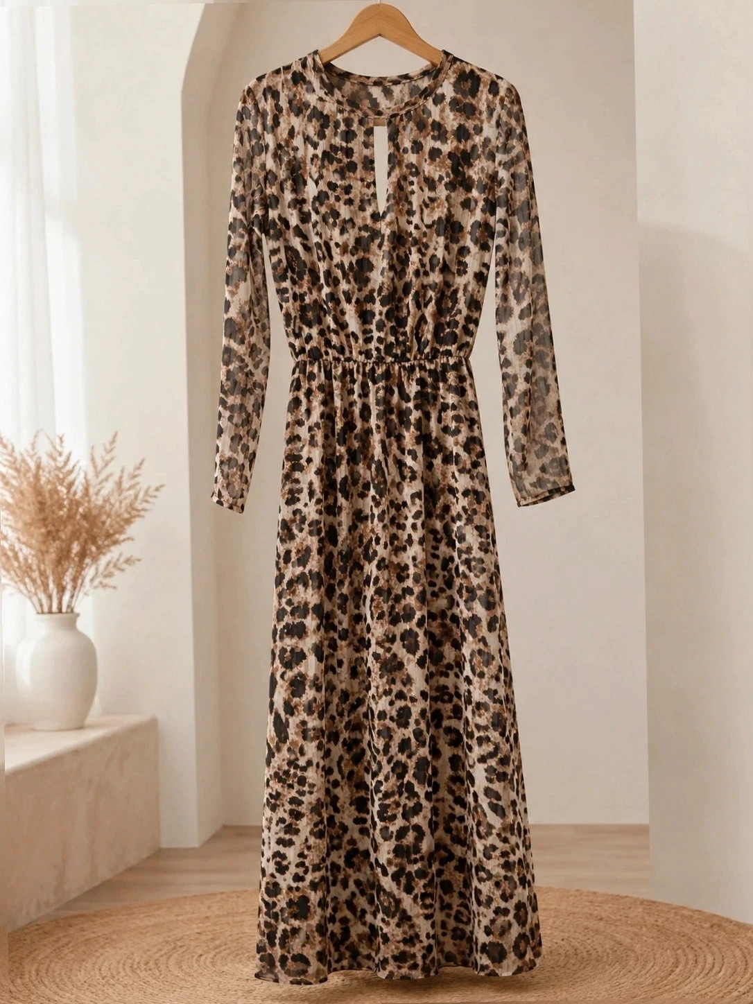 Robe imprimé léopard, Manches longues