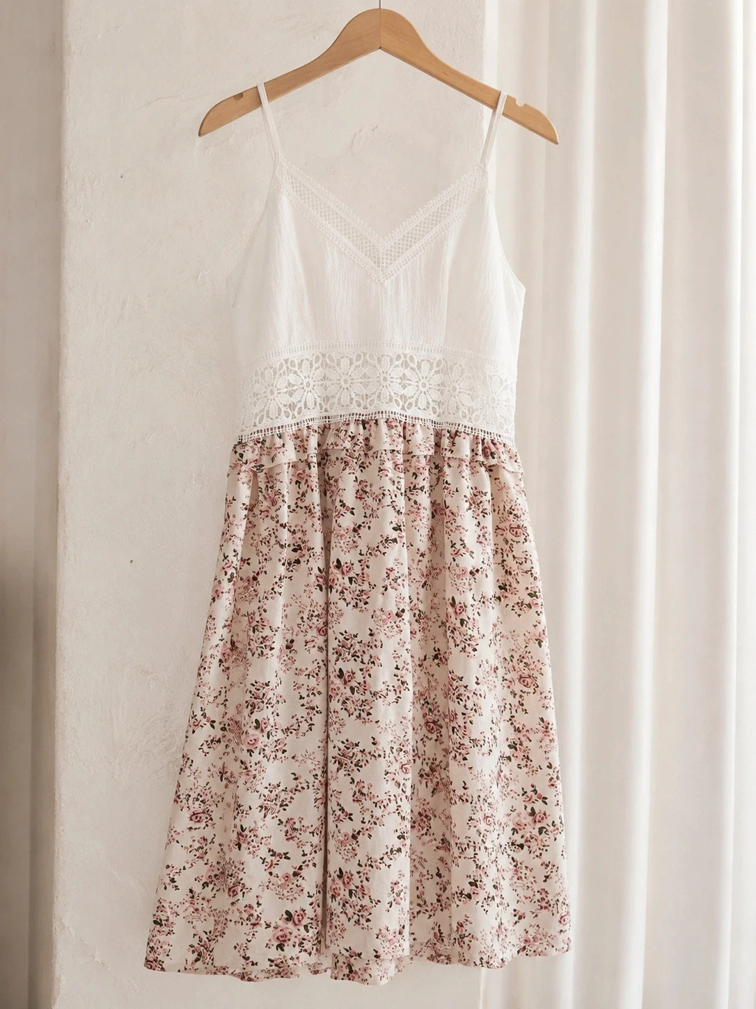 Robe fleurie Emery Rose – Taille S – Emery Rose – taille S / 36 / 8