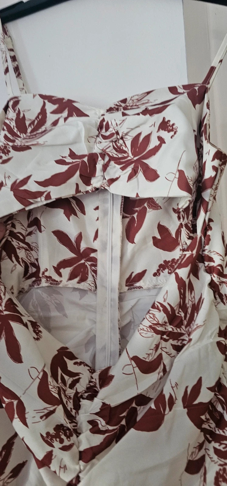 Robe longue fleurie blanche & bordeaux – Tendance – taille S / 36 / 8 2