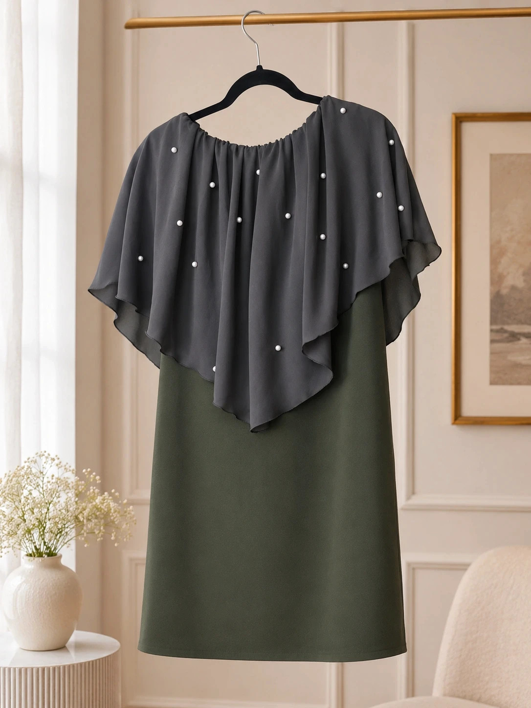 Robe kaki à cape perlée – Tendance – taille Taille unique