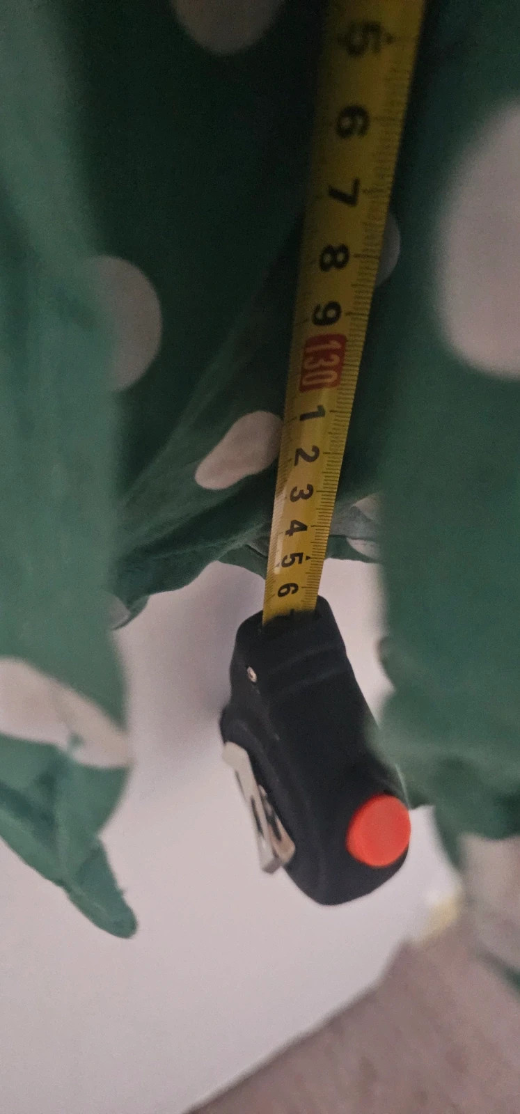 Robe longue verte à pois blancs – Longueur 1,35 m – Tendance – taille S / 36 / 8 2