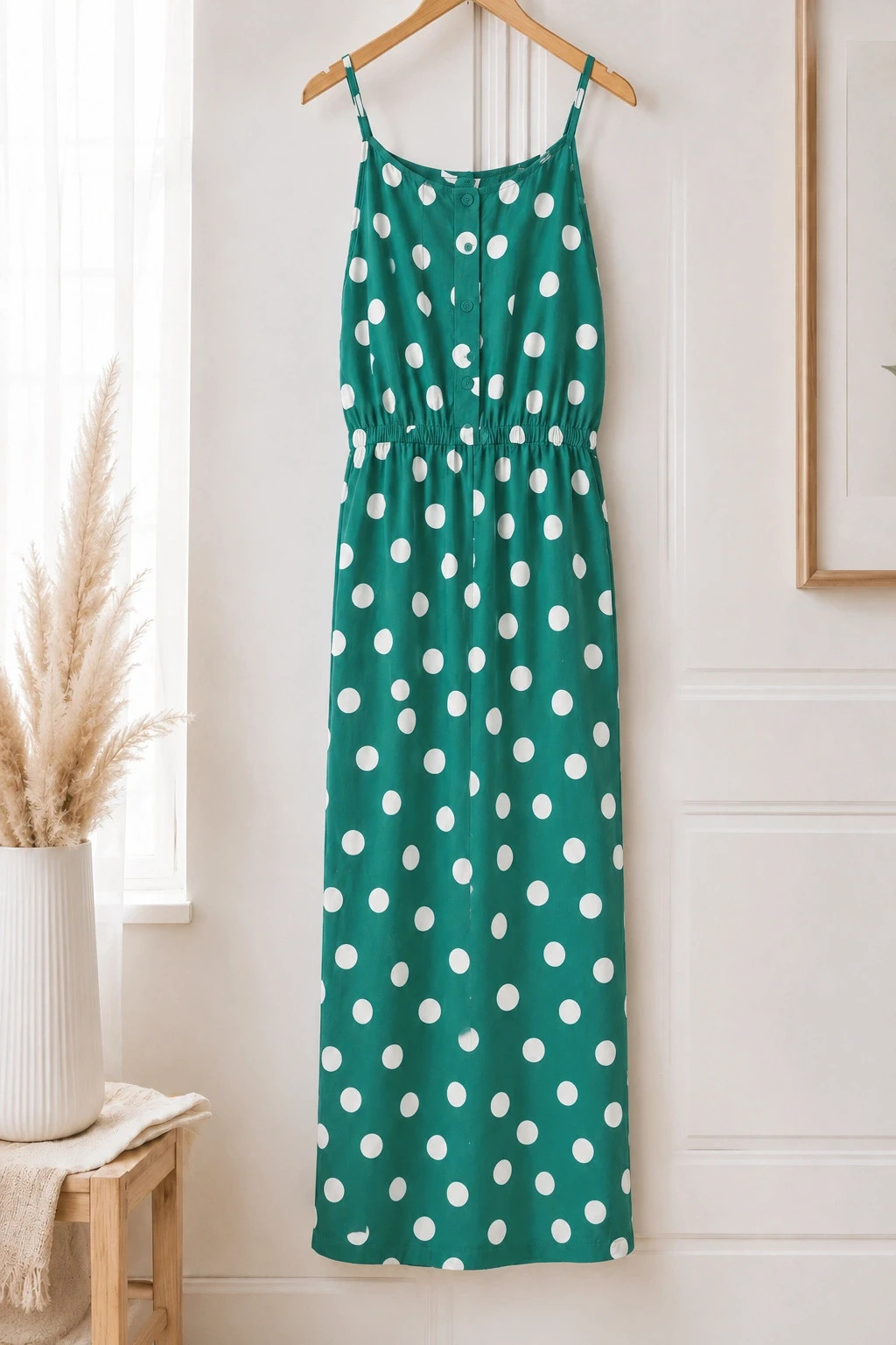 Robe longue verte à pois blancs – Longueur 1,35 m