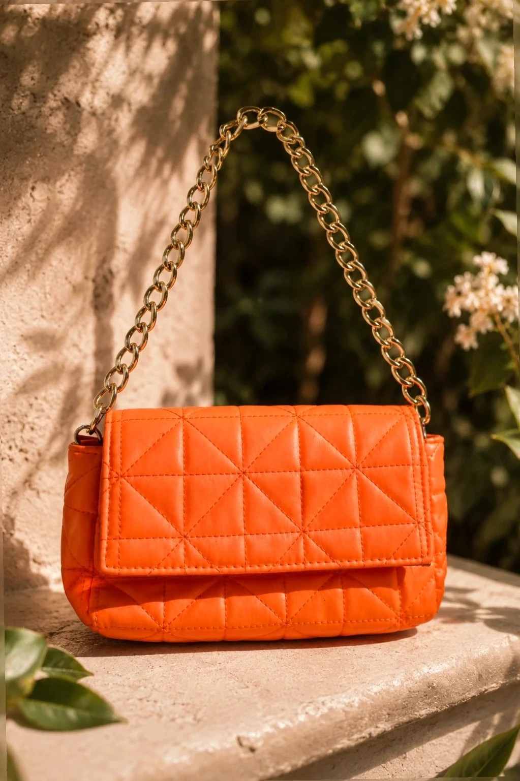 Sac Matelassé orange avec Chaîne dorée – Orange