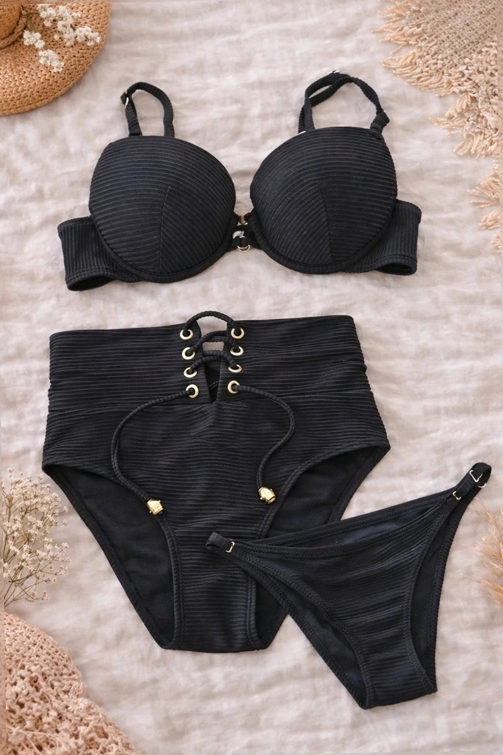 Maillot De bain noir texturé taille 34