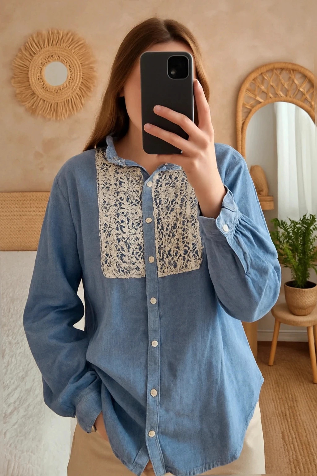 Chemise bleue en jean léger À dentelle - Via Cosmos - Taille estimée M – via cosmos – taille M / 38 / 10