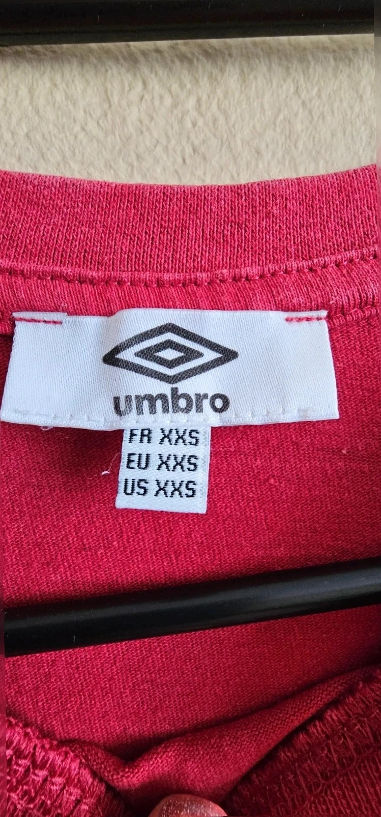 T-shirt Umbro rouge - taille XXS – Umbro – taille XXS / 32 / 4 2