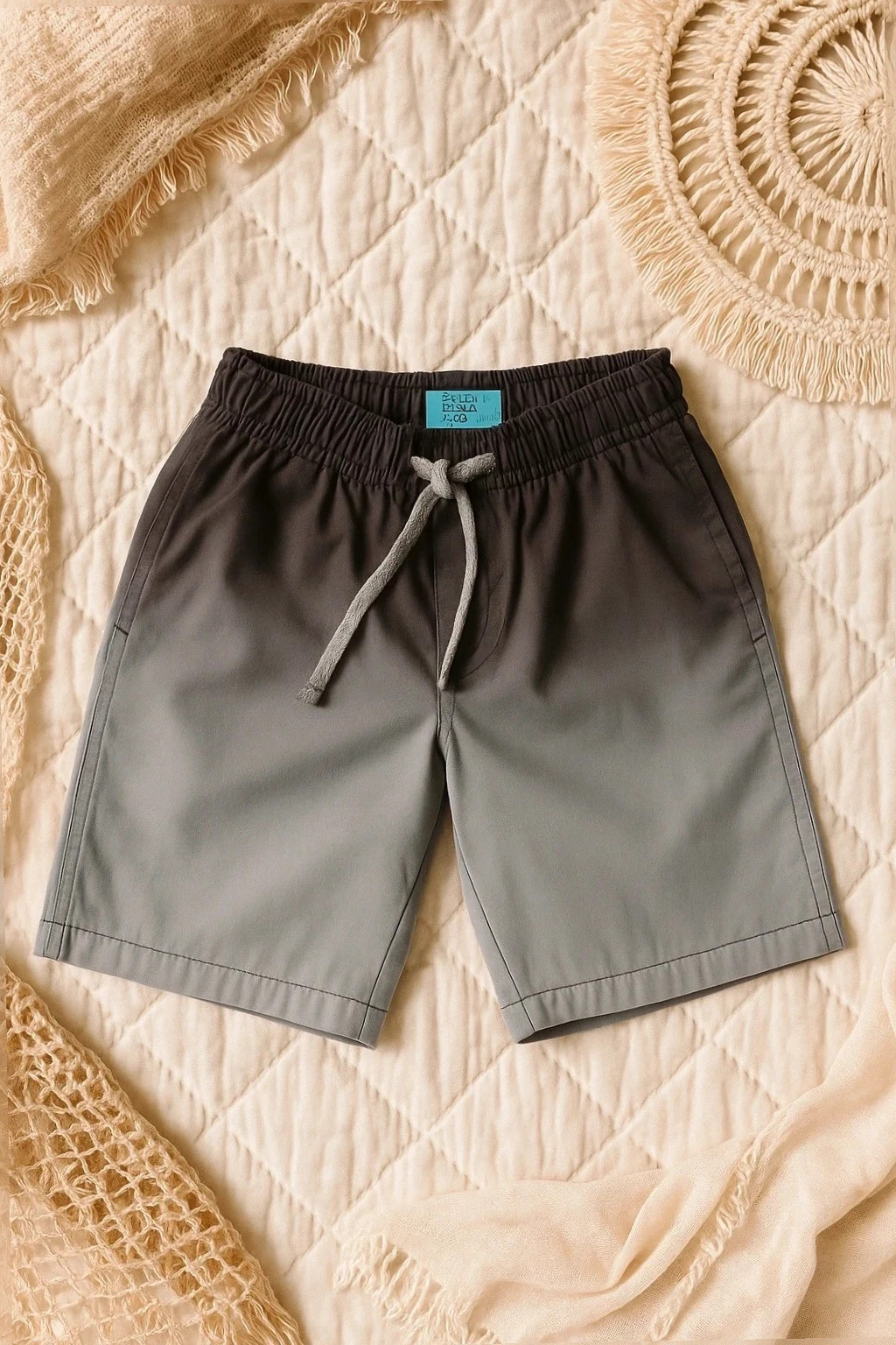 Short de bain Garçon 5 ans gris dégradé – Basic One – taille 5 ans / 110 cm