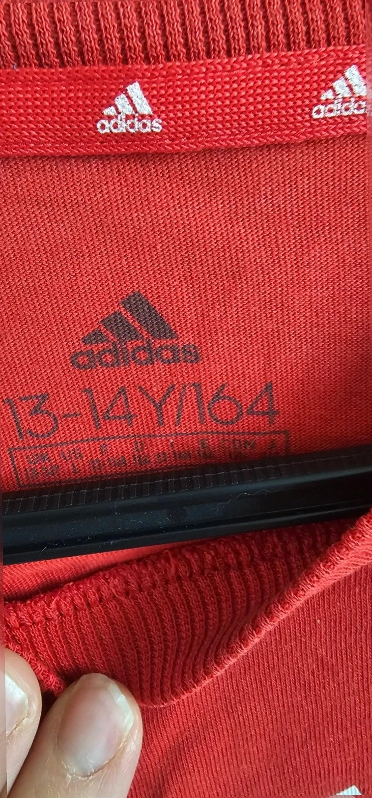 Tee-shirt Adidas rouge – taille 13-14 Ans (164 cm) – adidas – taille 13 ans / 158 cm 2