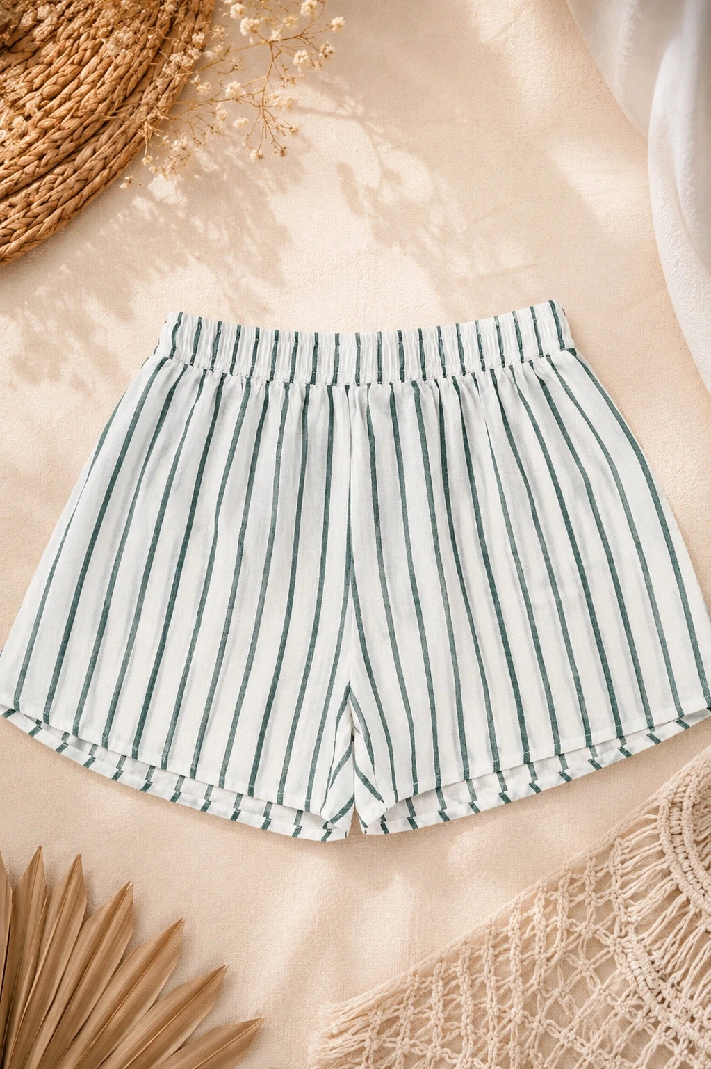 Short Etam rayé blanc et vert – Taille XS