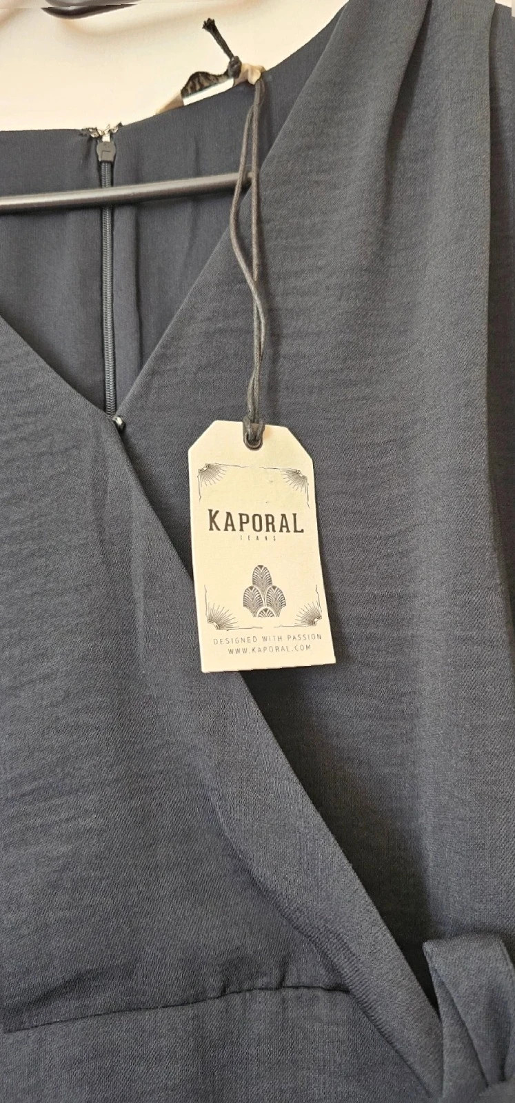Robe noire Kaporal neuve avec étiquette – taille L . – Kaporal – taille L / 40 / 12 2