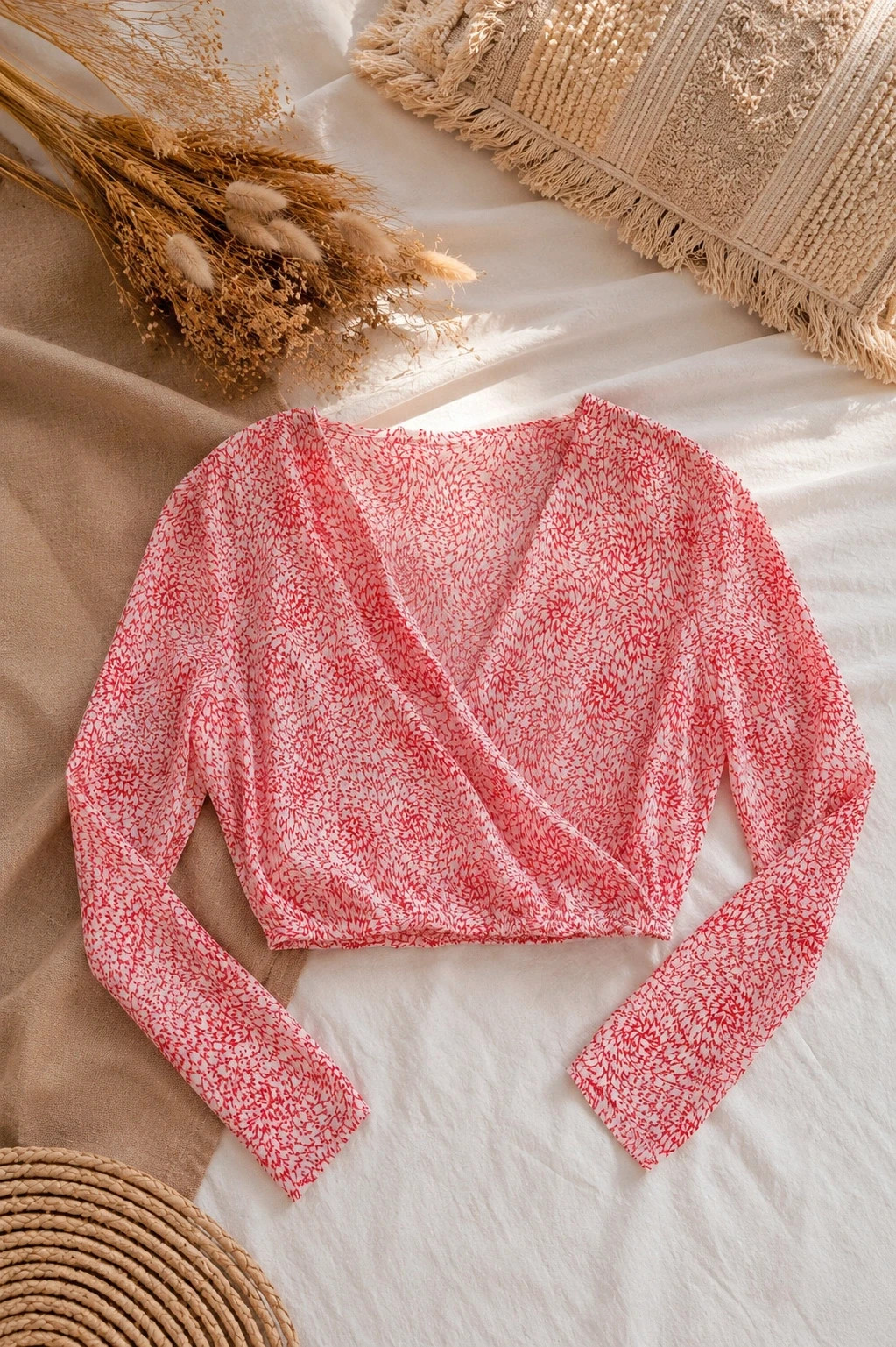 Crop top cache-cœur rose imprimé