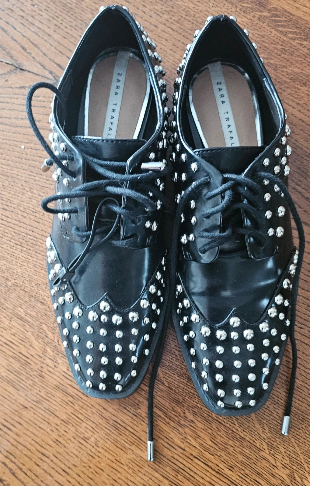 Chaussures Zara Trafaluc cloutées noires à lacets taille 36 – Zara Trafaluc – taille 36 5