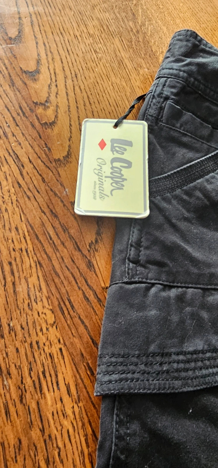 Jupe Lee Cooper noire taille 30 (équivalent 40) neuve avec étiquette – Lee Cooper – taille L / 40 / 12 3