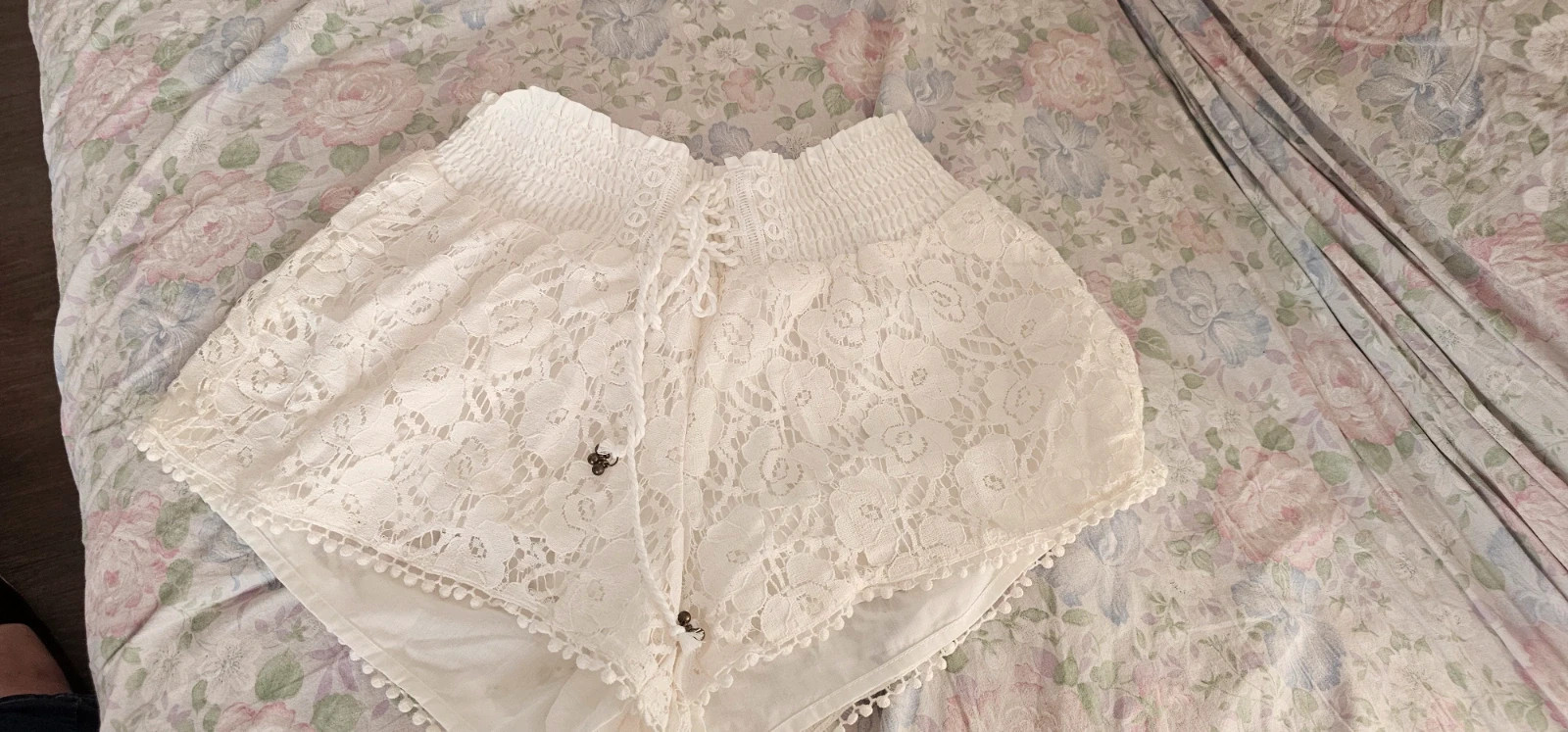 Short blanc en dentelle – Maison – taille Taille unique 2