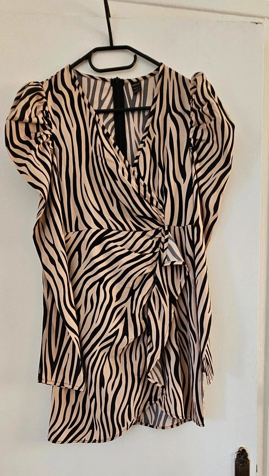 Robe portefeuille zébrée SHEIN – taille 36 – Shein – taille S / 36 / 8 2