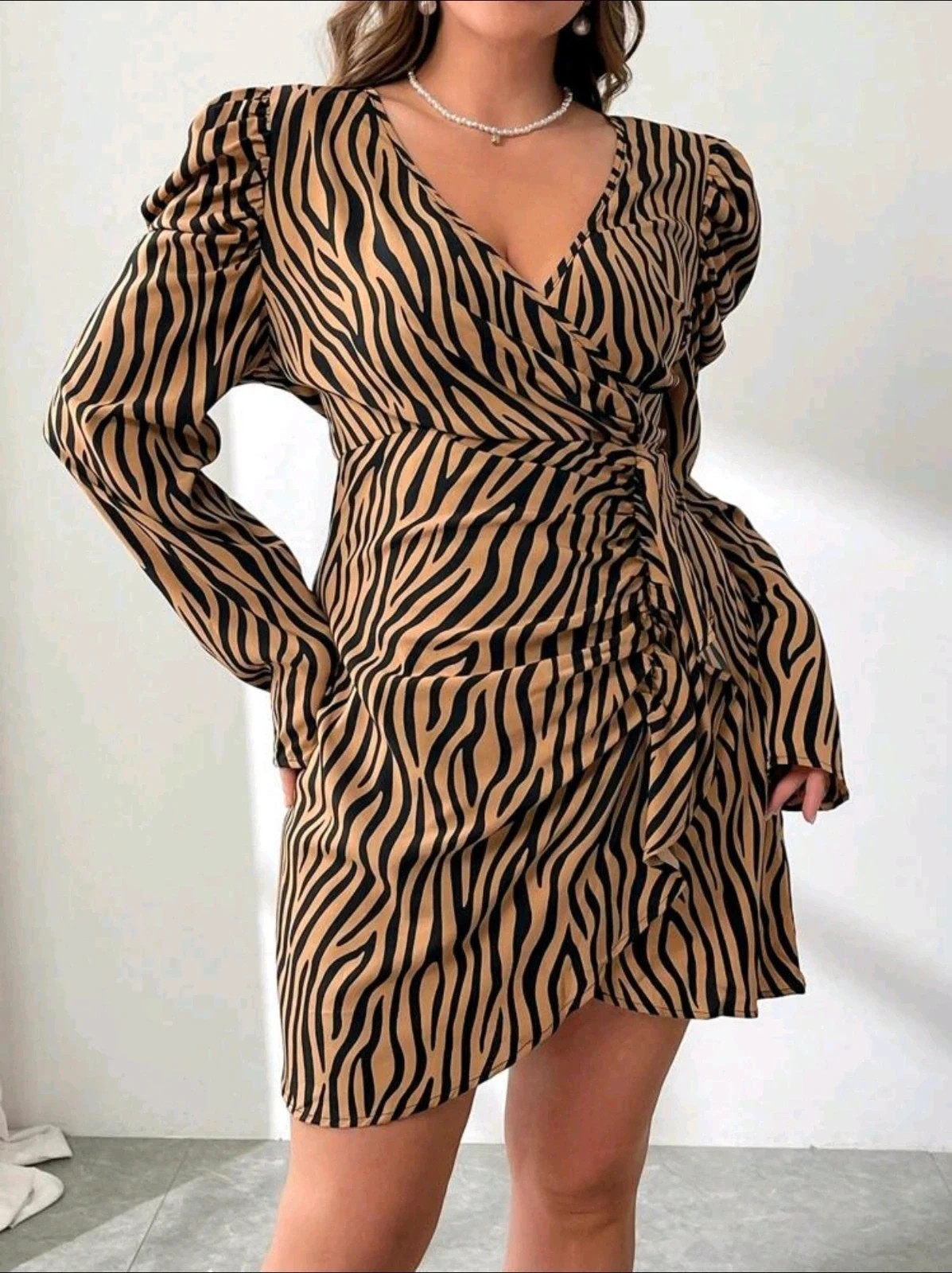 Robe portefeuille zébrée SHEIN – taille 36