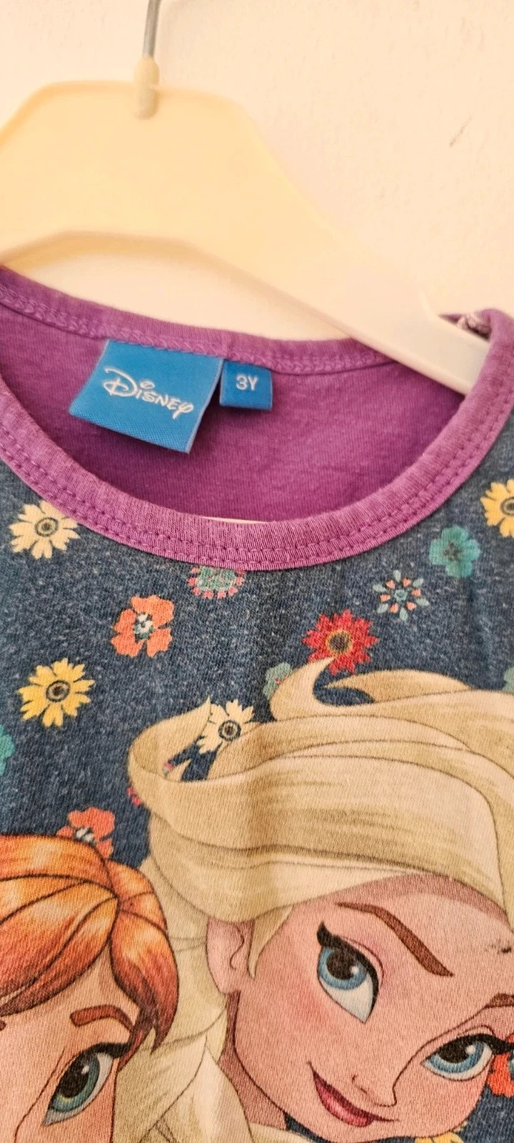 Ensemble Disney La Reine des Neiges 3 ans – débardeur + short . – Disney – taille 3 ans / 98 cm 2