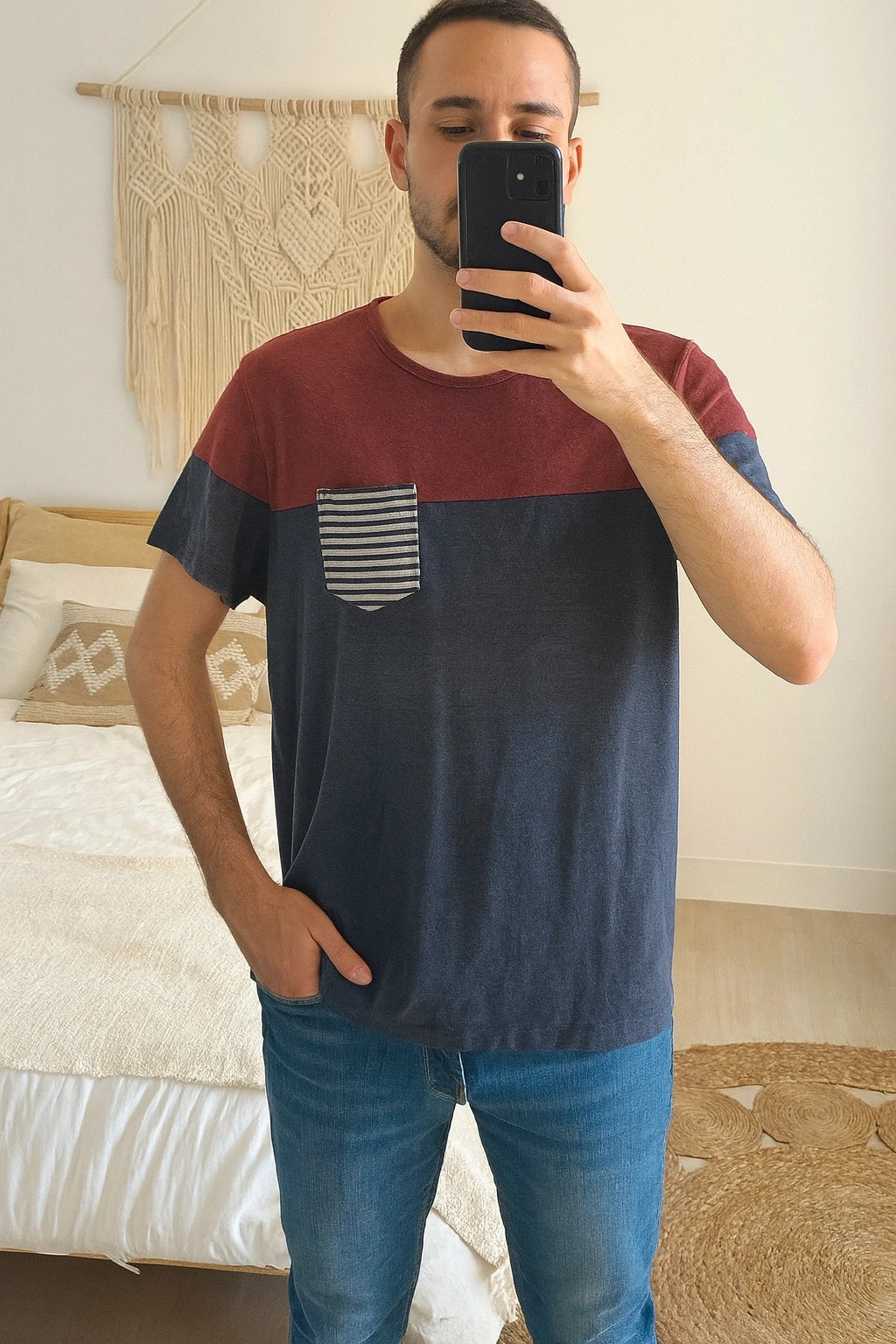 T-shirt Jules bicolore rouge et bleu avec poche rayée – Taille L