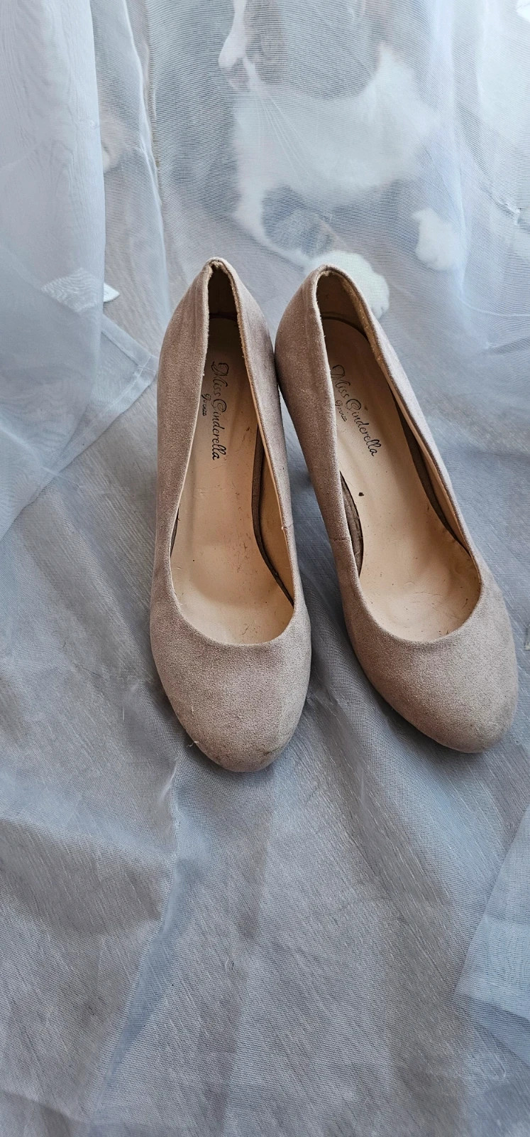 Escarpins taupe Miss Cinderella – Pointure 37 – miss cinderella – taille 37 2