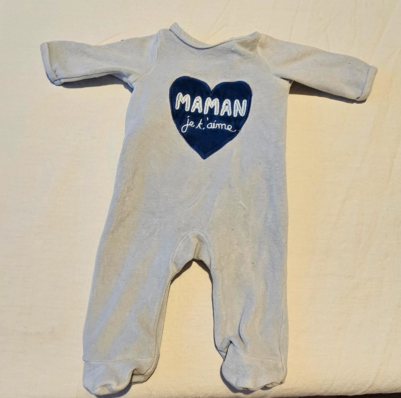Pyjama velours gris Maman je t'aime – 1 mois