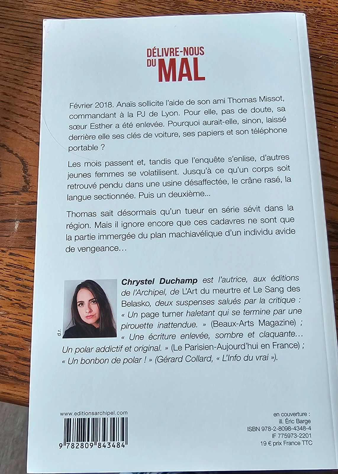 Livre "Délivre-nous du mal" - Chrystel Duchamp 2