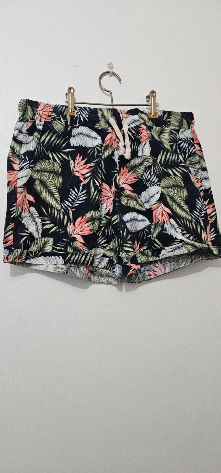 Short fleuri tropical L/XL – taille L / 40 / 12 2