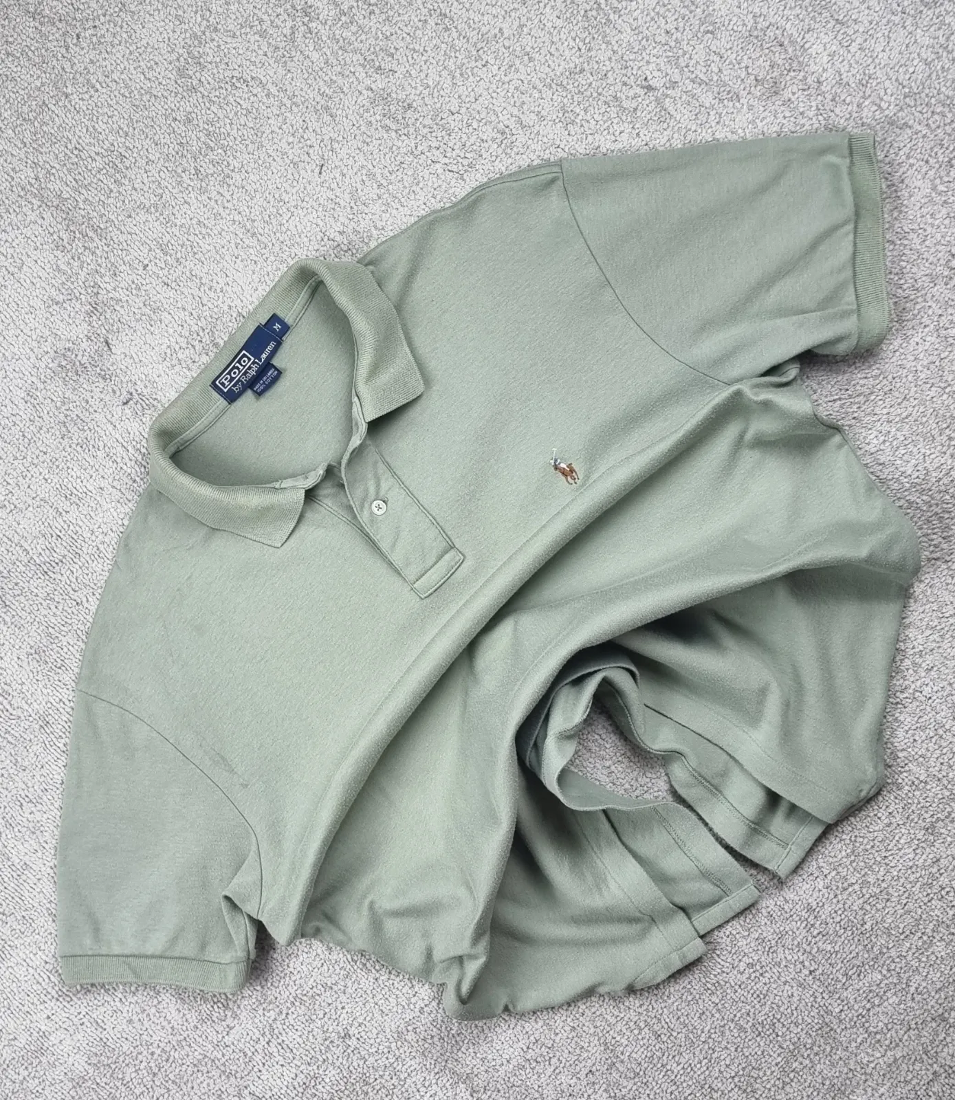 Polo de algodón verde claro 3
