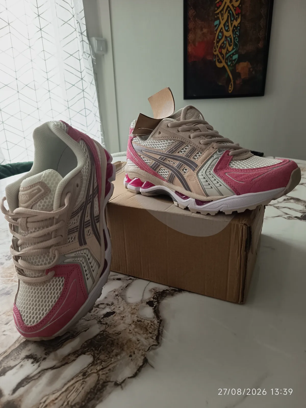 Baskets Asics Gel-Kayano 14 roses et blanches – Asics – taille EU 40
