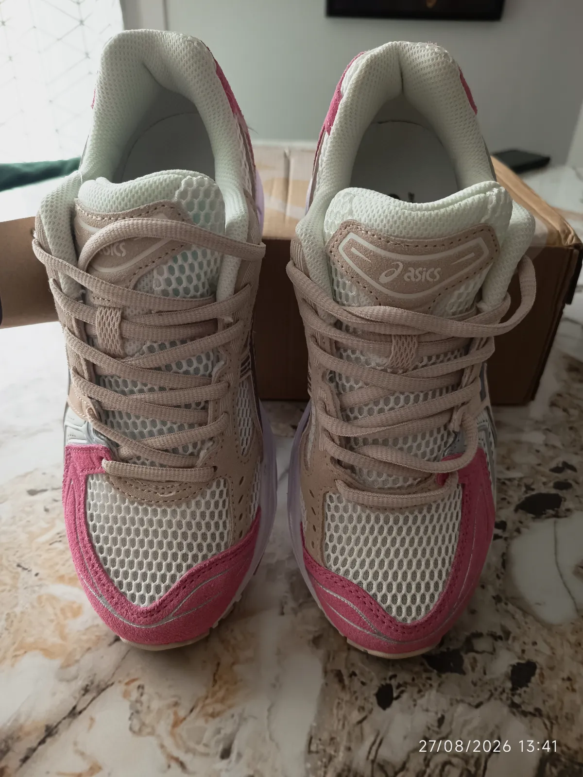 Baskets Asics Gel-Kayano 14 roses et blanches – Asics – taille EU 40 7