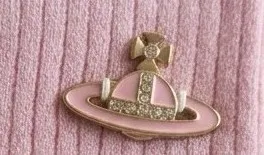Vivienne Westwood Gold Orb Brooch
