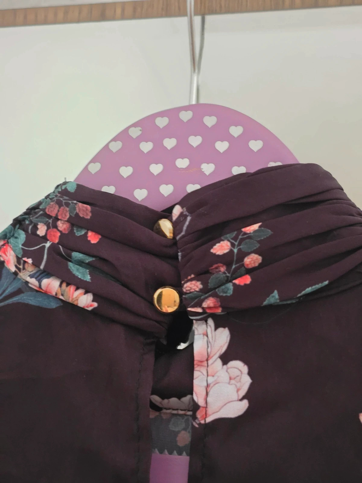 Top negro flores con lazada – Fórmula Joven – taille L / 40 / 12 3