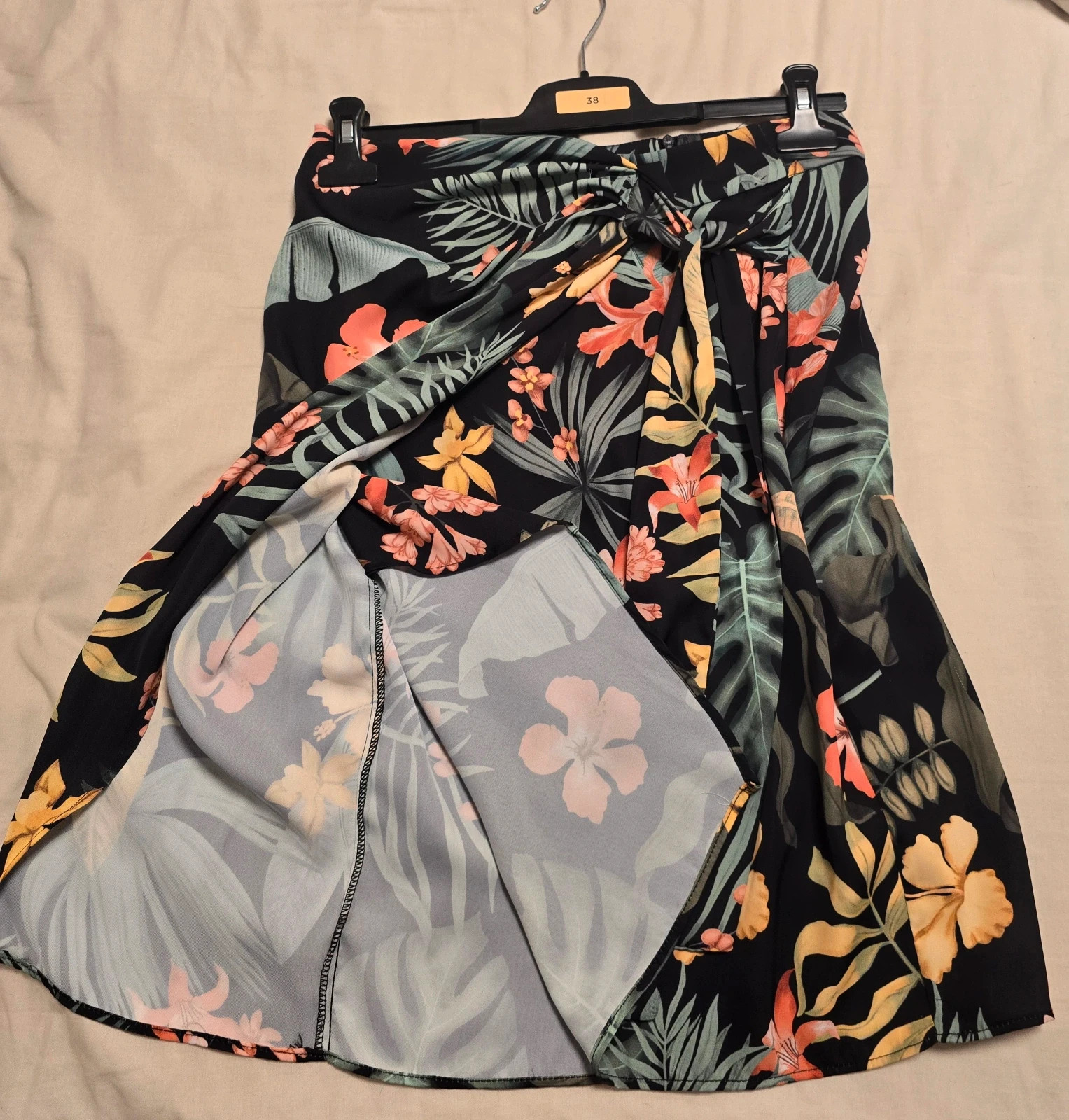 Falda estampado tropical Talla 38 – Fórmula Joven – taille M / 38 / 10 3