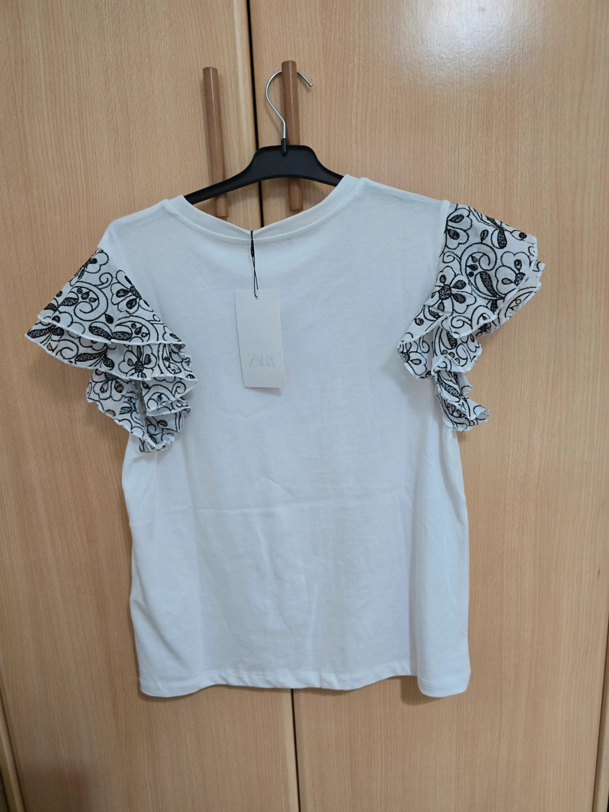 Camiseta Zara con volantes – Zara – taille M / 38 / 10 2